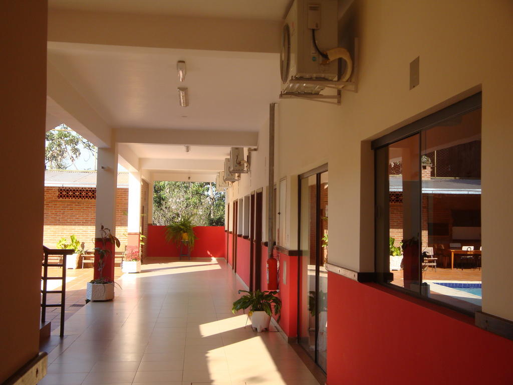 Terwindt Hotel Encarnación Exterior foto